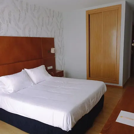 Hotel A Raiña Oia